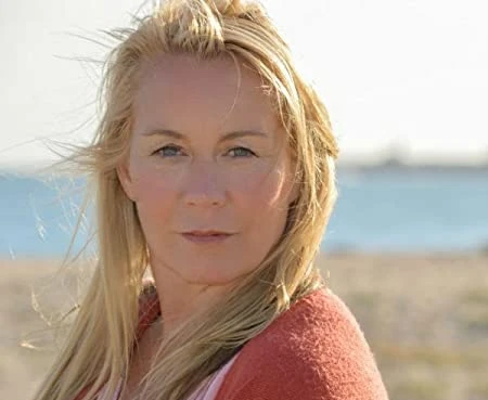 Lara Love Hardin Author Photo